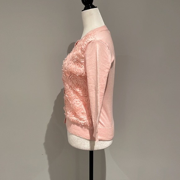 New York & Company Pink Floral Sweater - Picture 4 of 9